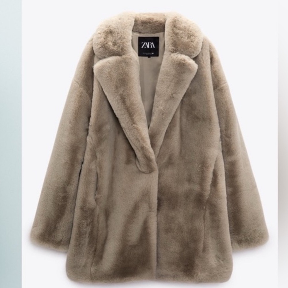 Zara NWT light gray collared button front faux fu… - image 1